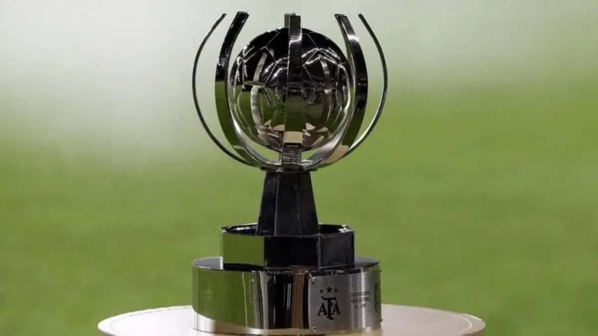 Estudiantes e Independiente Rivadavia ya tienen día para definir la Supercopa Argentina en plena fecha FIFA