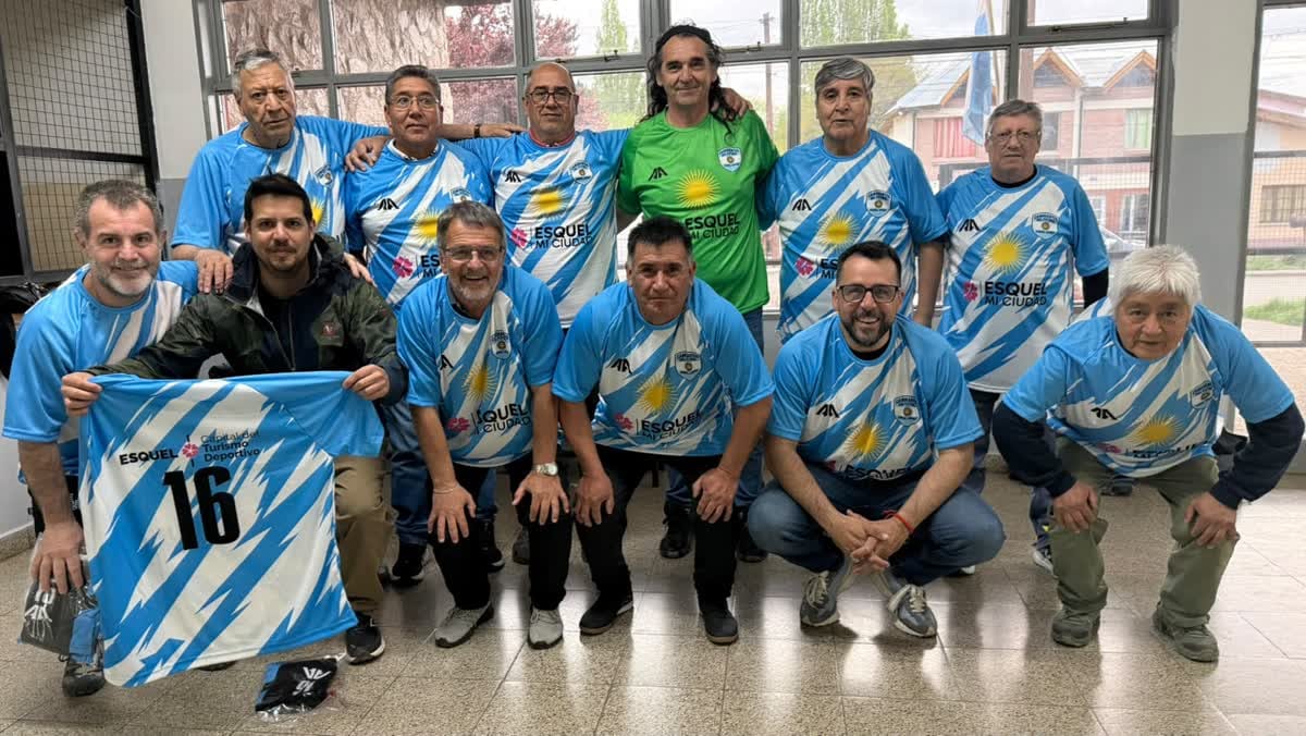 Esquel a Europa: Taccetta despidió a la escuela de Fútbol Caminando que representará a Sudamérica en España