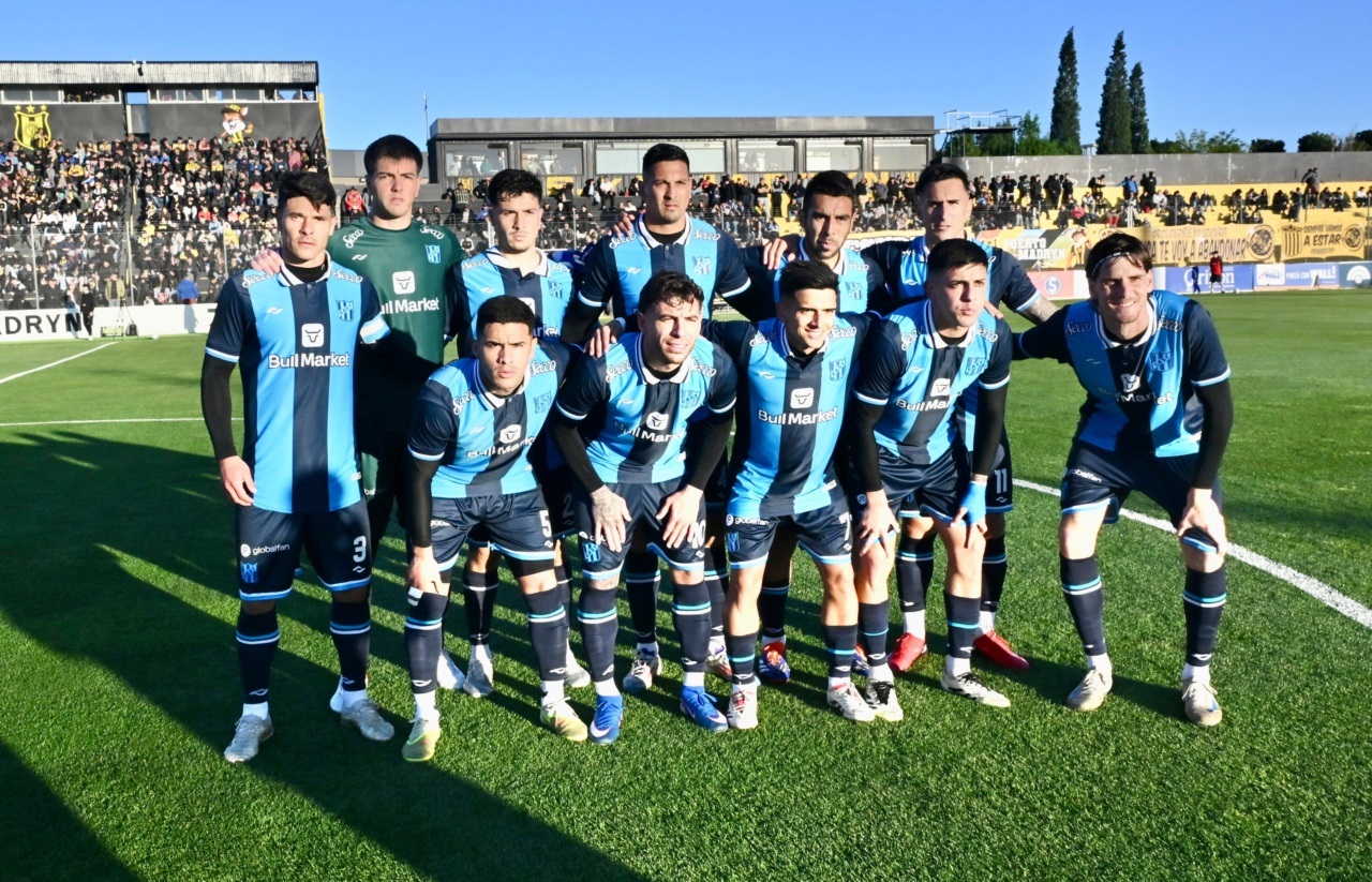 ¡Ráfaga letal: Deportivo Madryn venció 2-0 a San Telmo!